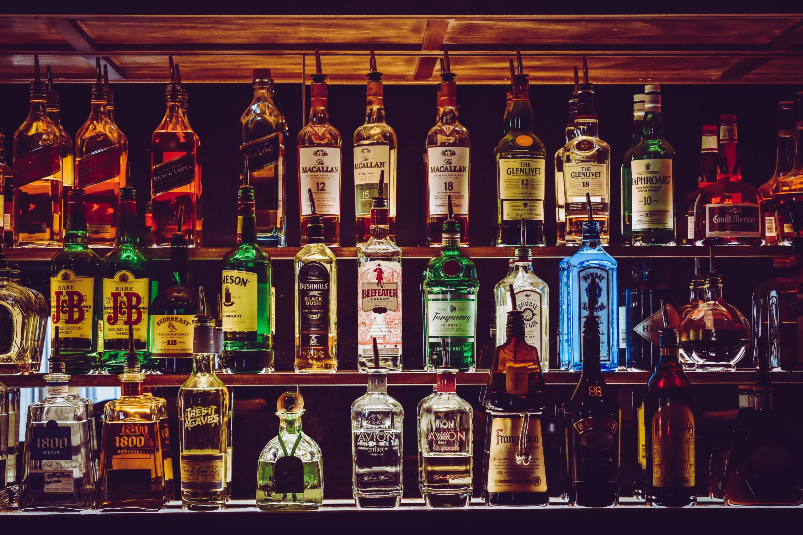 alcohol-bar-beer-min.jpg budget-ouverture-bar