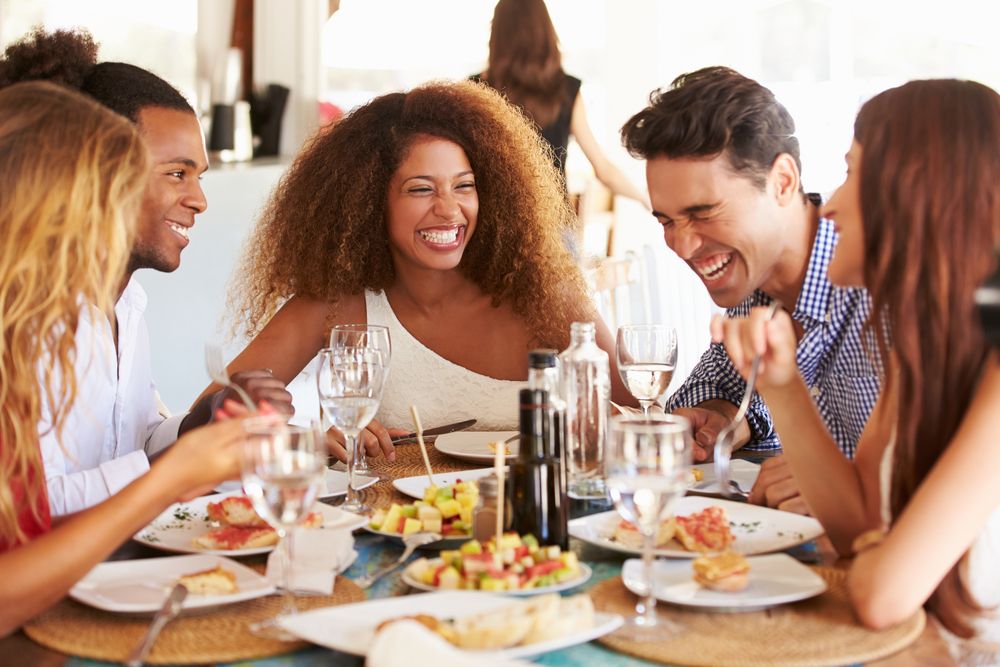 communication-restaurant-clientele